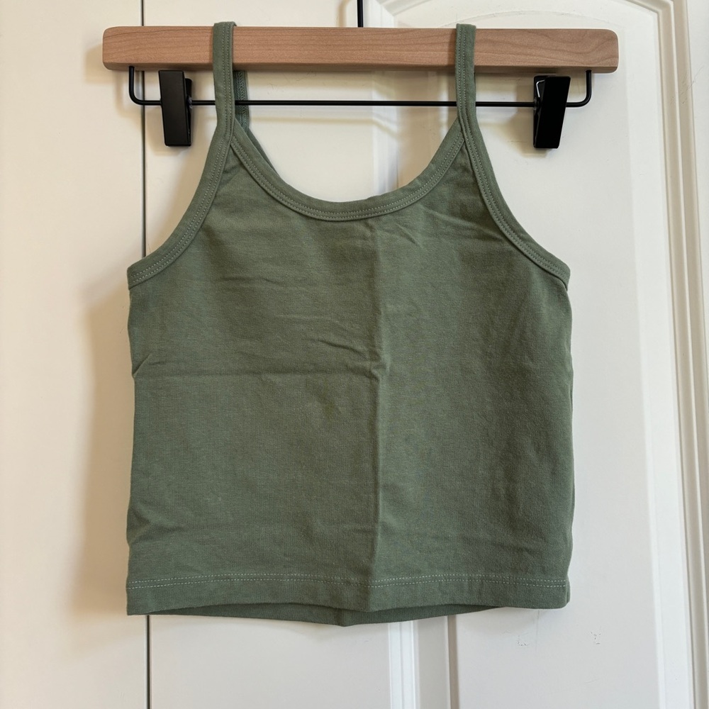 Like new Arq crop tank in celadon green, size small